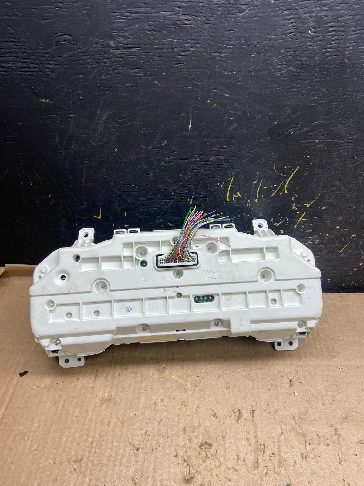 2004 2005 Toyota Sienna Speedometer Cluster Gauge z2008 DG4