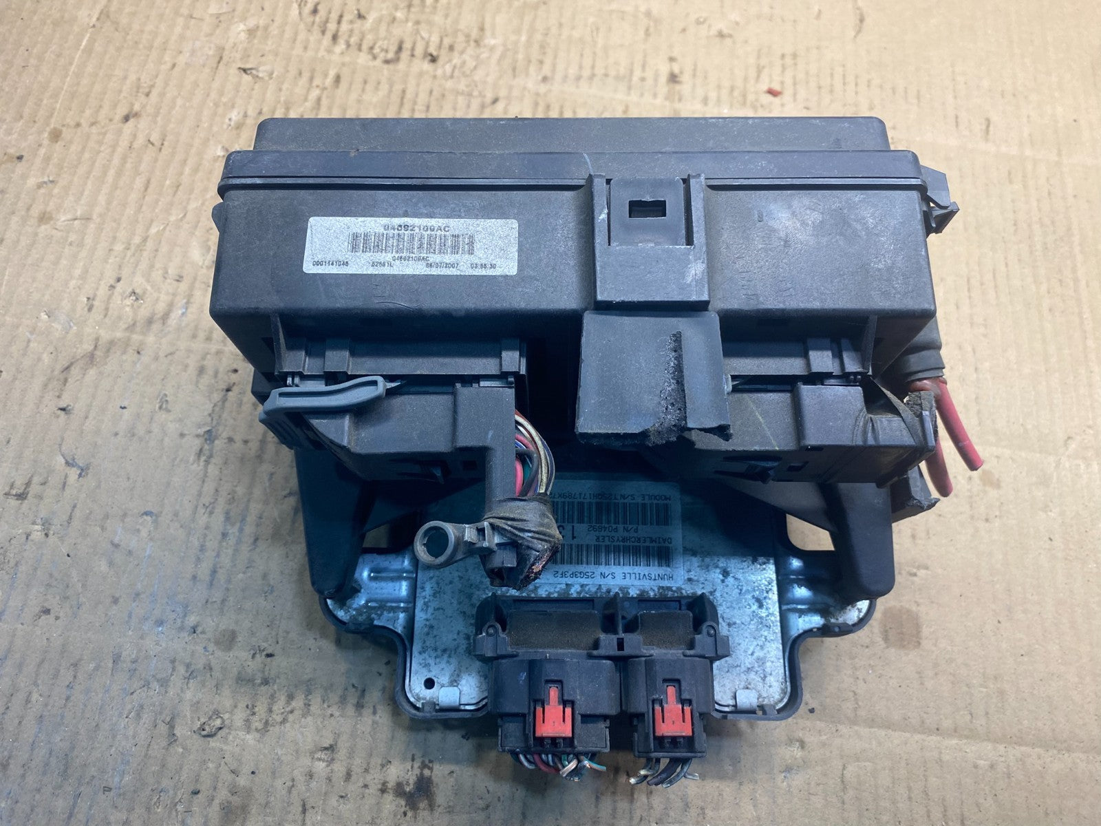 2007 Jeep Grand Cherokee Fuse Box BCM Body Control Module AD1471 DG1