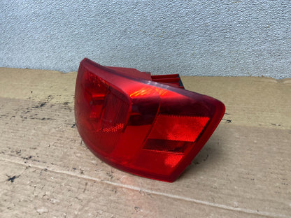 2011 to 2014 Volkswagen Jetta Right Passenger Rh Side Tail Light Oem AB5346 LK1