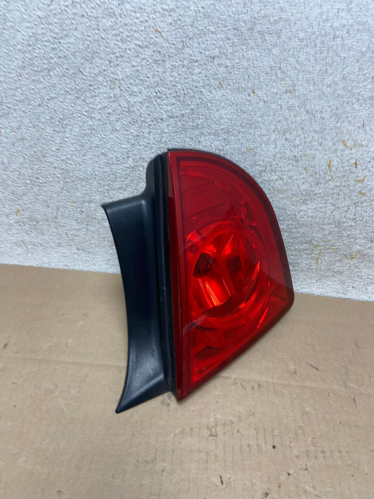 2008 2012 Chevrolet Malibu Right Passenger RH Side Tail Light AI2160 LK2