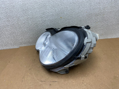2001-2004 Mercedes-Benz C Class SEDAN Halogen Left Headlight Oem Z6878 DW1