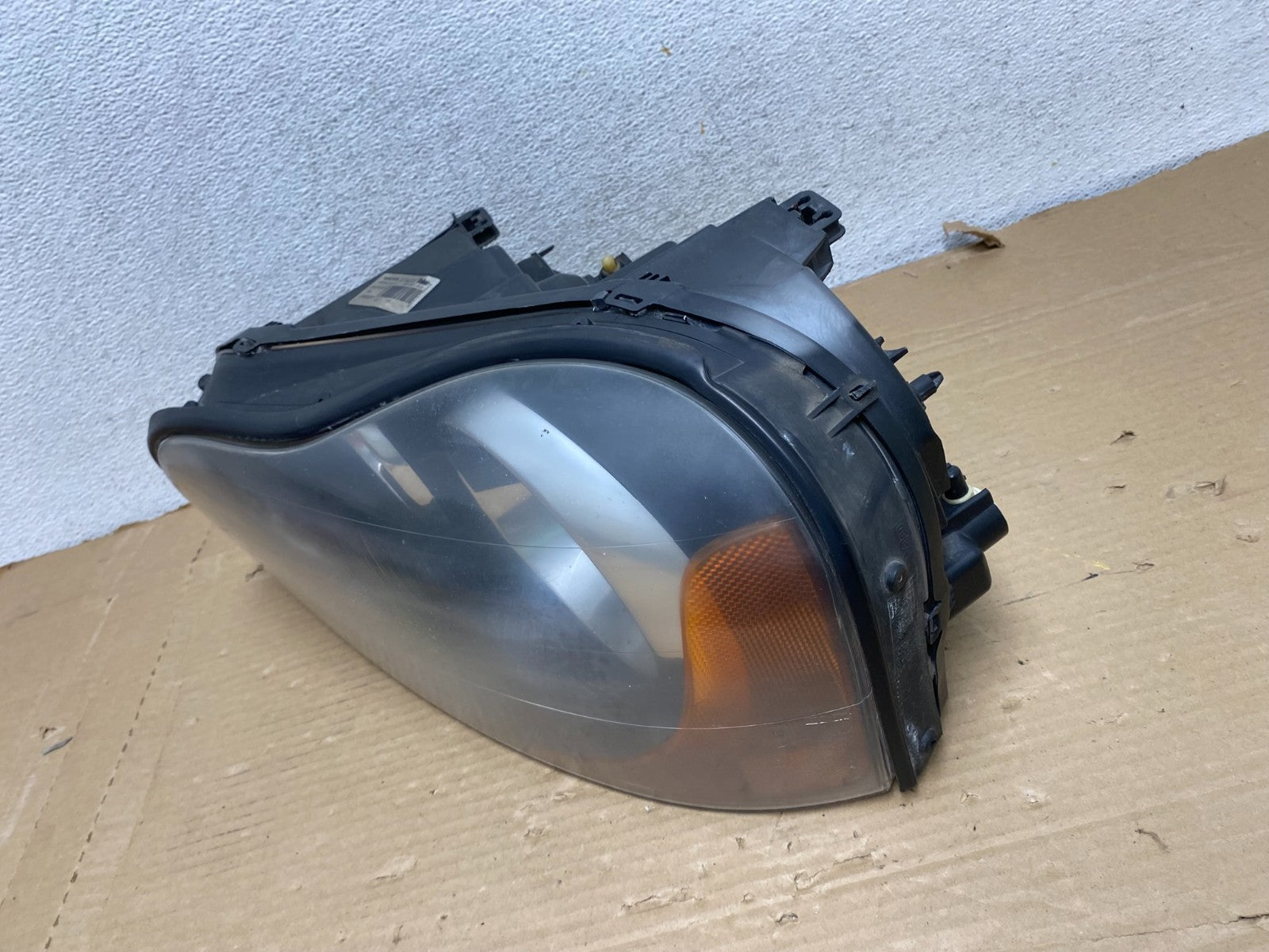 2003-2013 Volvo XC90 Left Driver LH Side Halogen Headlight AG8153 DW1
