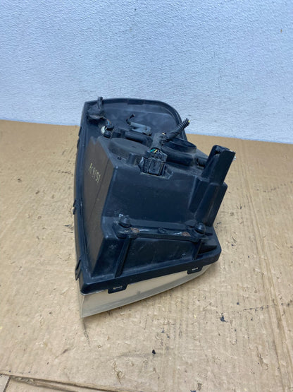 2002 to 2009 Gmc Envoy Left Driver Lh Side Headlight Halogen AC8151 DW6