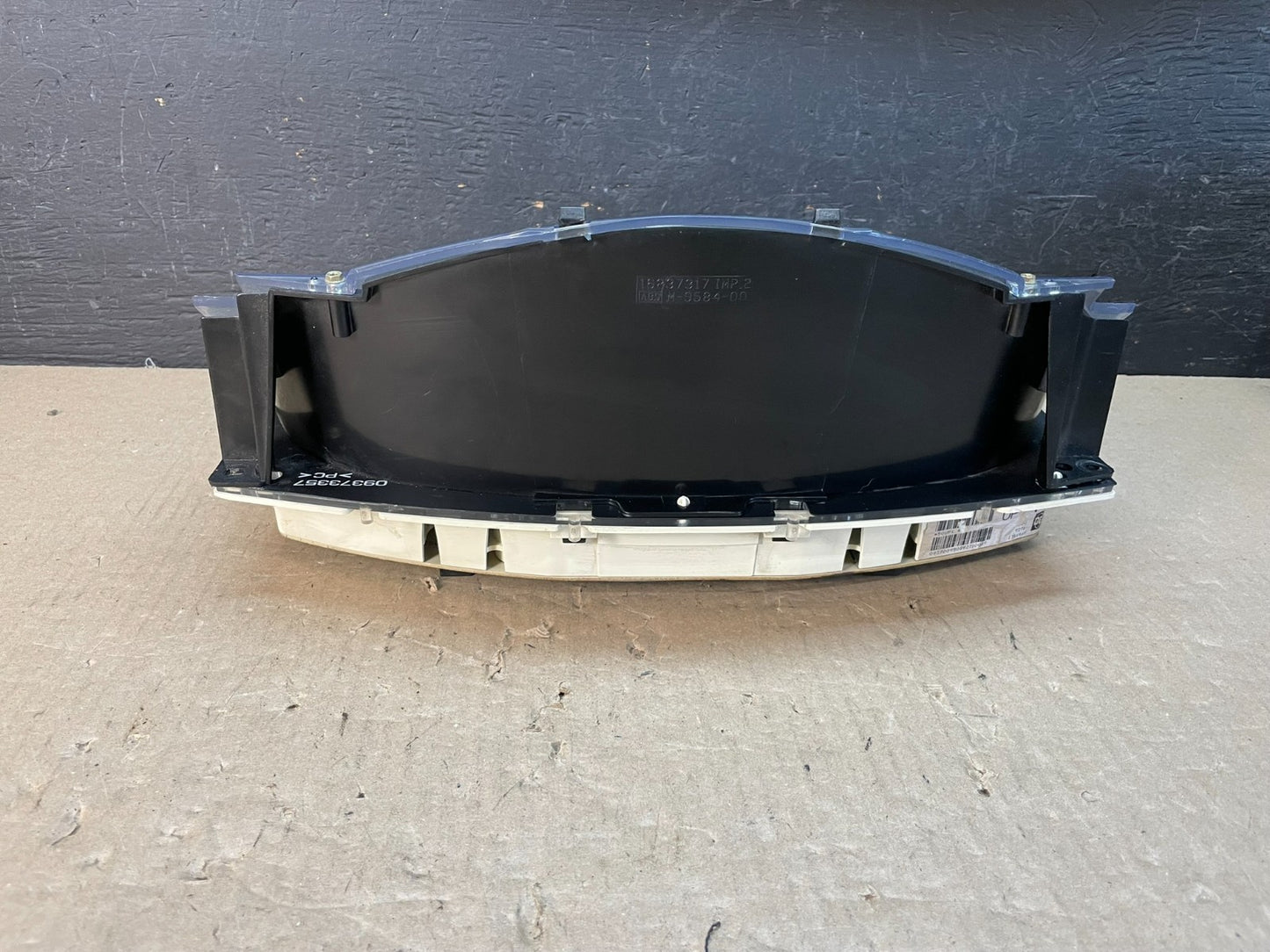 1996 to 2000 Chevrolet Express Speedometer Cluster Gauge AE3381 DG4