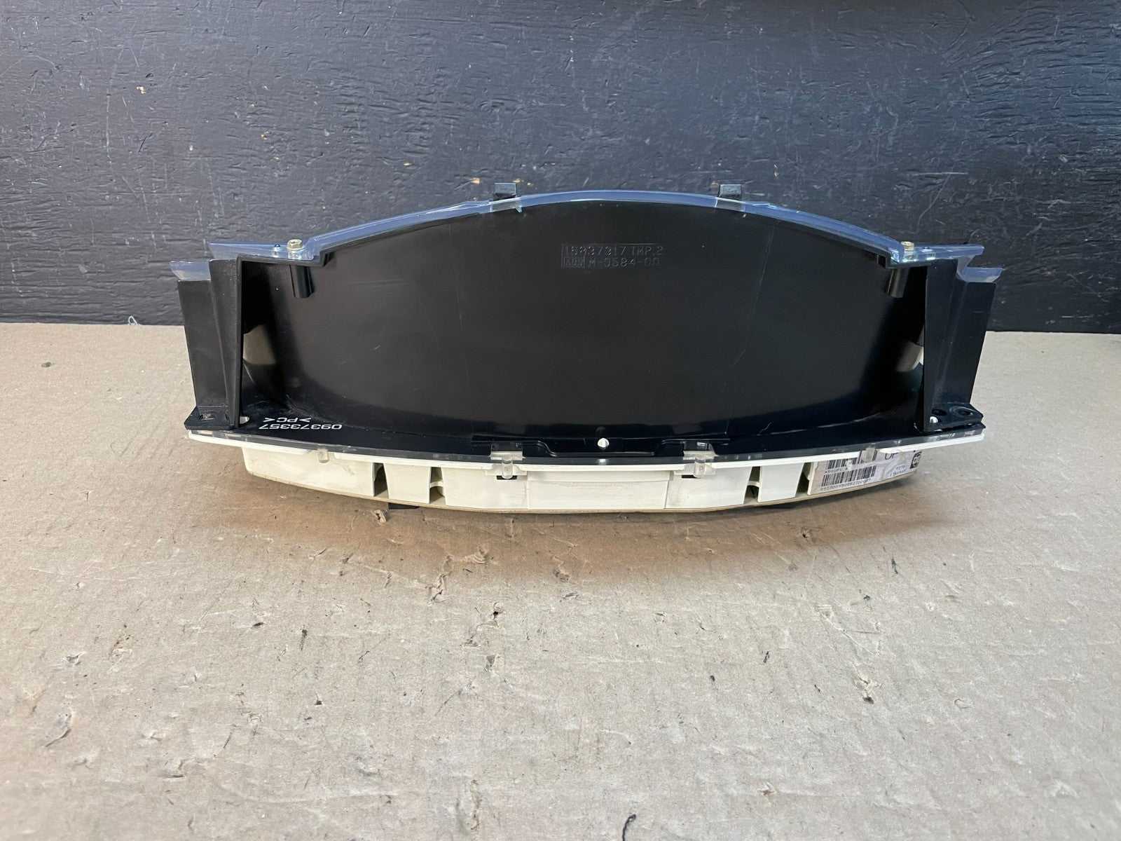 1996 to 2000 Chevrolet Express Speedometer Cluster Gauge AE3381 DG4