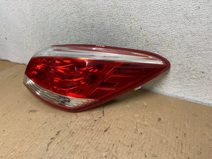 2011 - 2014 Nissan Murano Right Passenger Side RH Tail Light AH2900 LK2