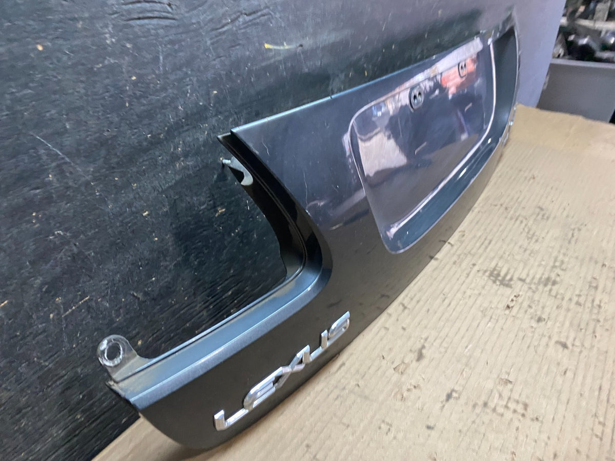 2007-2011 Lexus GS350 Trunk License Plate Trim Panel Cover 76801-30140 V2540 DG2