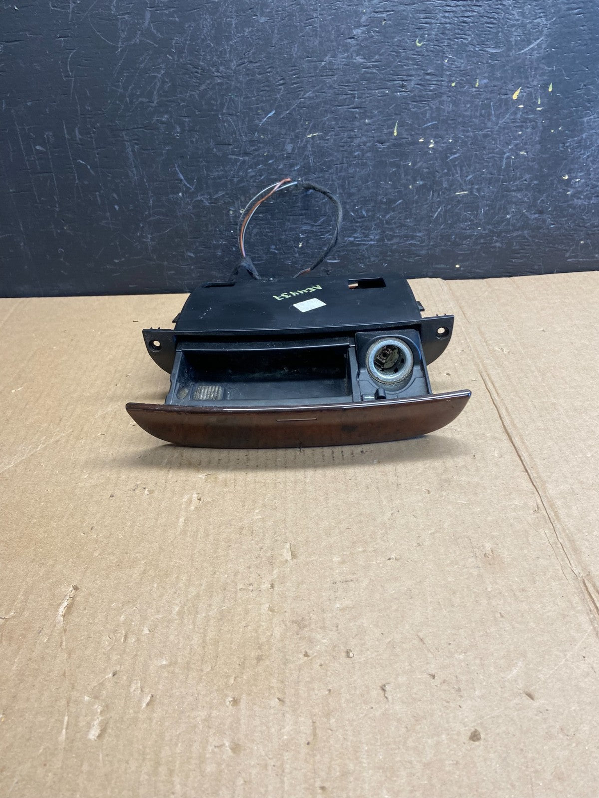 2000-2006 Mercedes S430 S500 Center Console Ash Tray Compartment AE4437 DG0
