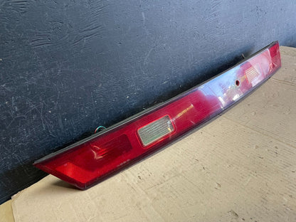 1998-2002 Honda Accord Coupe 2-Door Center Single Tail Light AD8484 DG1