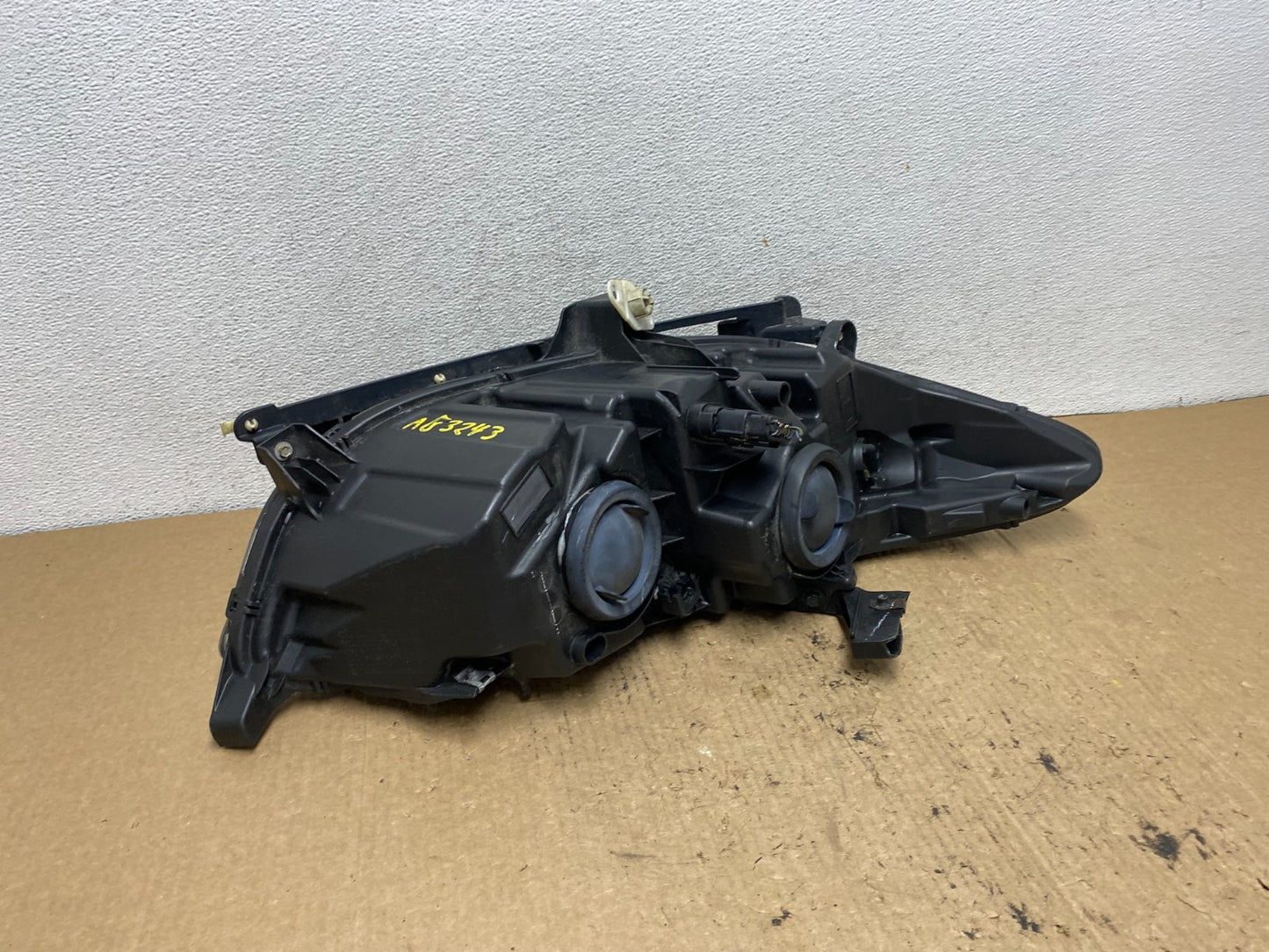 2013 to 2016 Ford Fusion Left Driver Lh Side Headlight AG3243 DW4