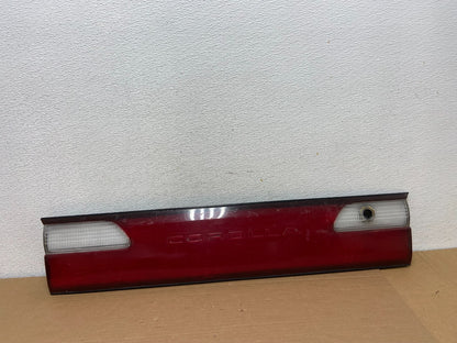 1996 1997 Toyota Corolla Center Trunk Rear Tail Light AD4161 DG0