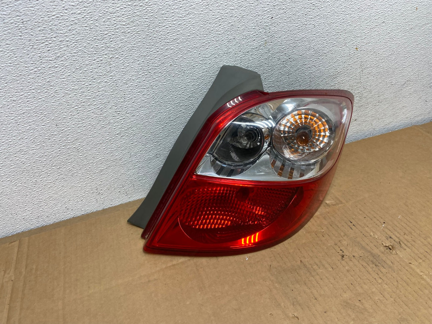 2009 - 2014 Toyota Matrix Right Passenger RH Side Tail Light AD0784 LK2
