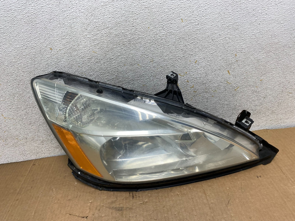 2003 - 2007 Honda Accord Right Passenger RH Side Halogen Headlight AI8913 DW0