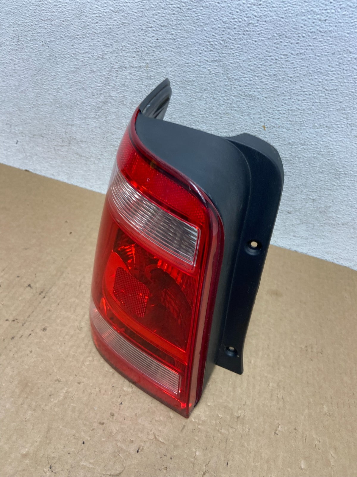 2008 to 2012 Ford Escape Left Driver LH Side Tail Light AF9715 DW1