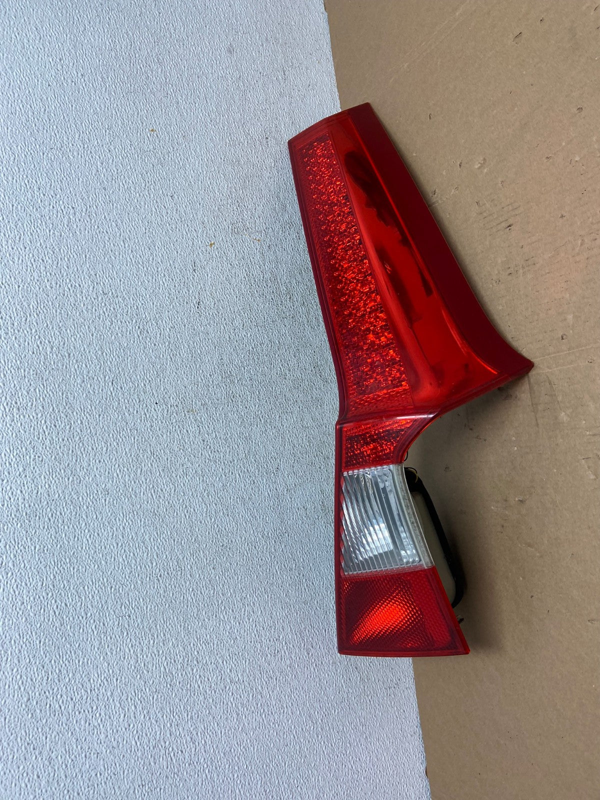 2008 to 2013 Volvo XC70 V70 Right Passenger Tail Light Upper AD7903 LK0
