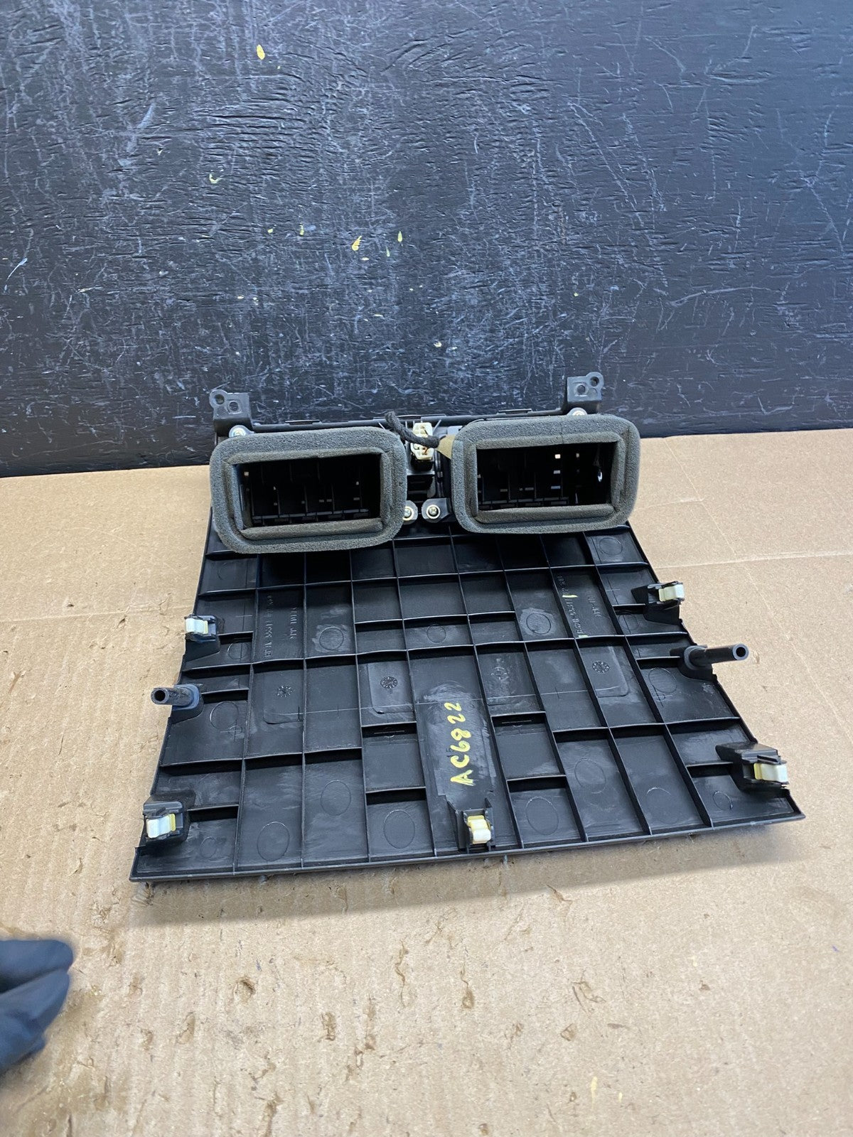 2007 to 2009 Mazda 3 Center Dash Hazard Air Vent Cover Switch ac6822 DG4