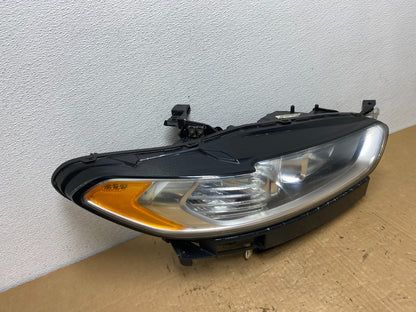 2013 to 2016 Ford Fusion Right Passenger Rh Side Headlight AC7729 DW2