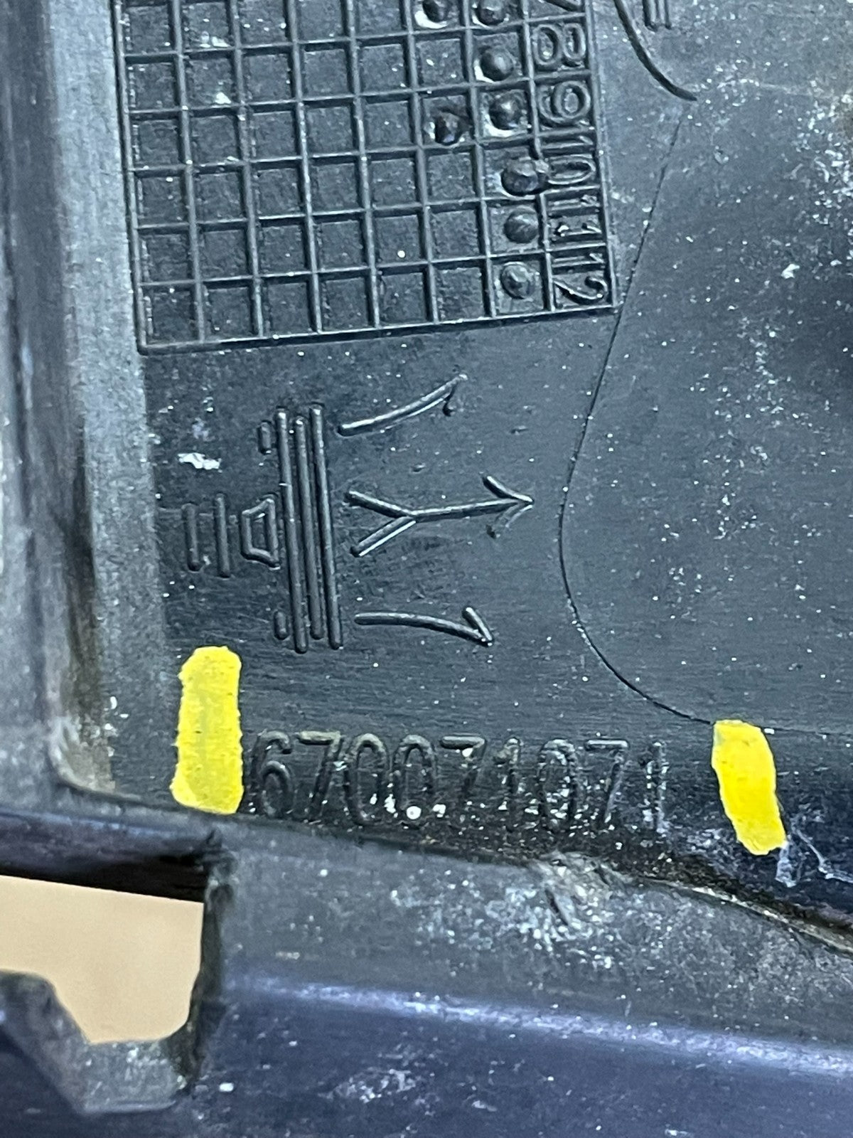 2014-2020 Maserati Quattroporte Front Left Bumper Grille Trim Cover AB28178