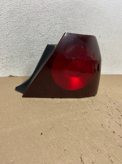 2000 to 2005 Chevrolet Impala Right Passenger Rh Side Tail Light AG8037 LK1
