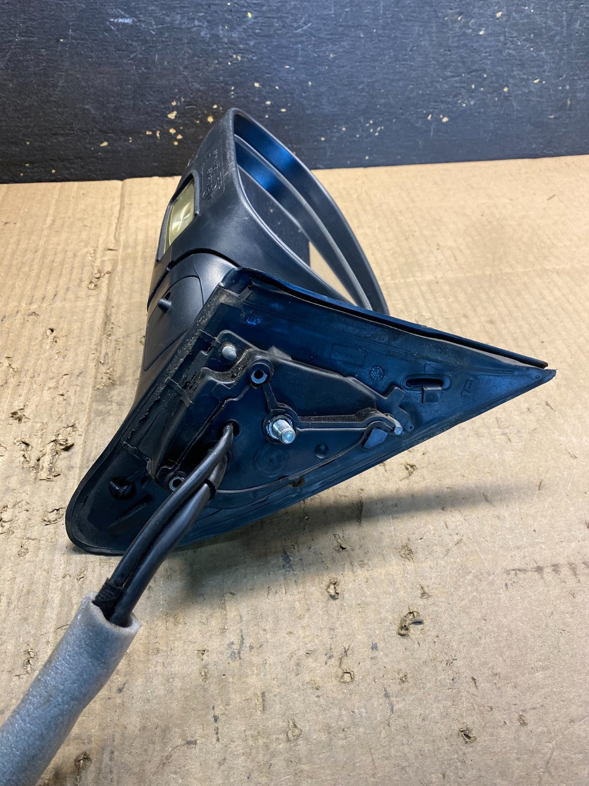 1999 to 2003 Volvo S80 Left Driver LH Side View Door Mirror OEM AB0455 MS4