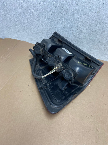 2005 to 2006 Jeep Grand Cherokee Left Driver Side Lh Tail Light AD6399 LK5
