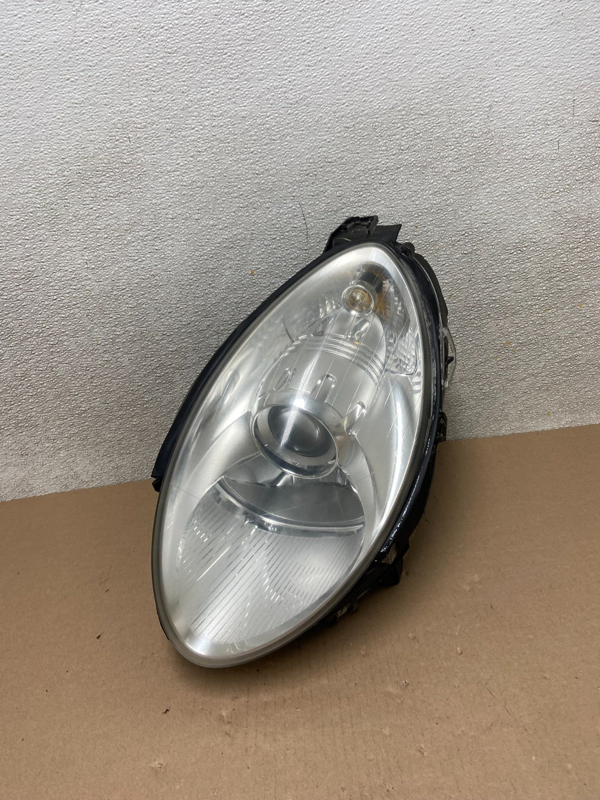 Halogen 2006 2010 Mercedes W251 R-Class Left Driver LH Headlight OEM AB4996 DW0