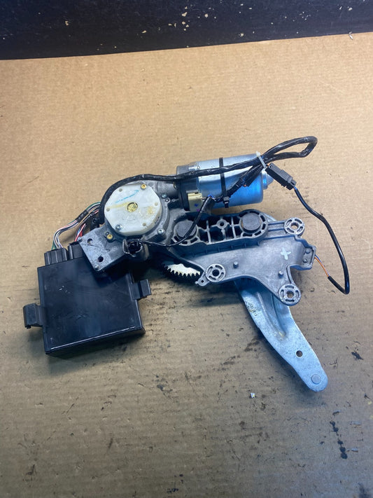 2009 to 2016 GMC Acadia Rear Trunk Liftgate Power Motor Actuator OEM AA0736 DG0
