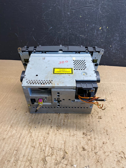 2005-2009 Mercedes CLK320 CLK350 W209 Head Unit Radio Navi AC4662  DG4