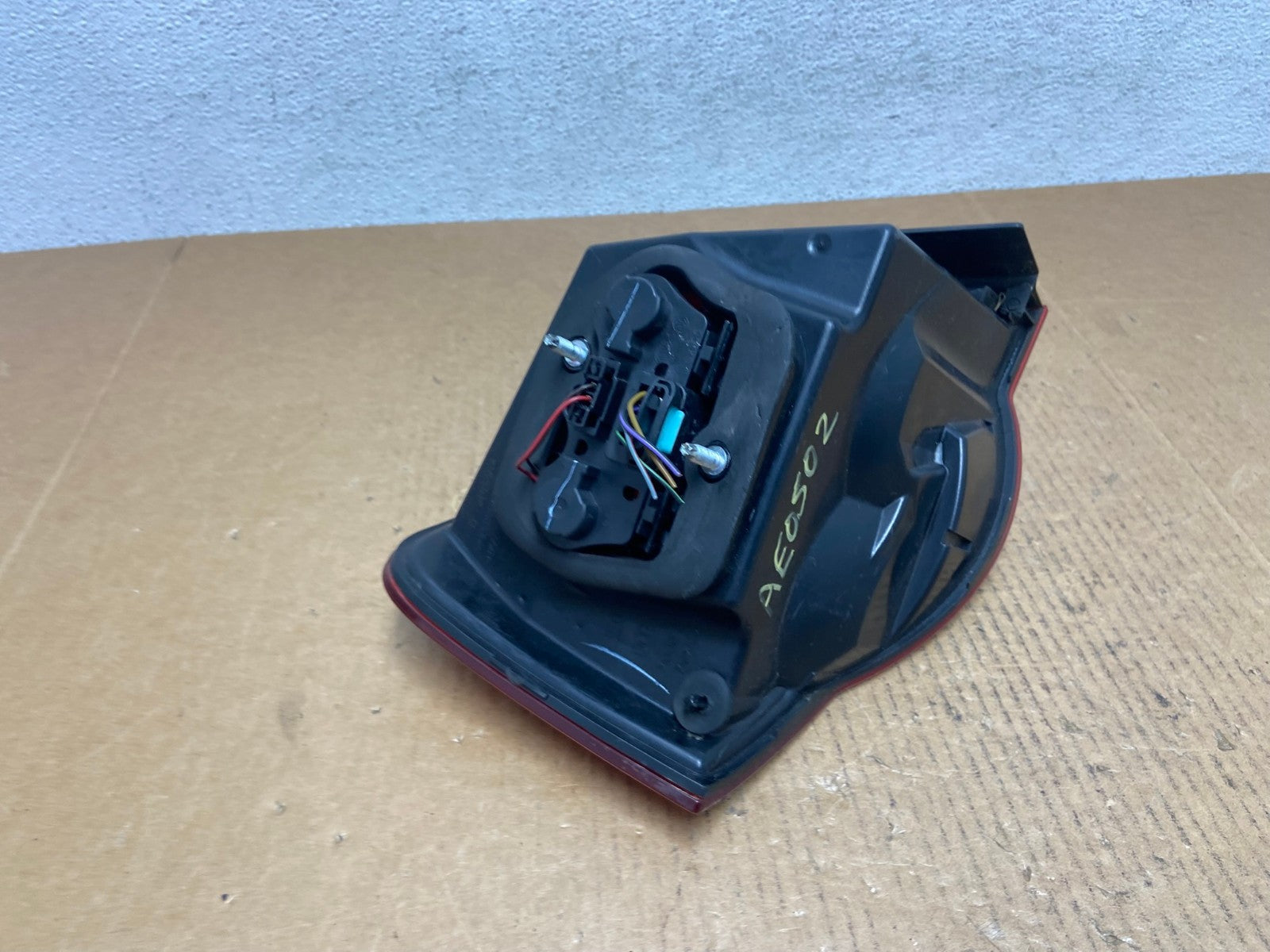 2008 2009 2010 Volkswagen Jetta Right Passenger RH Side Tail Light AE0502 LK5