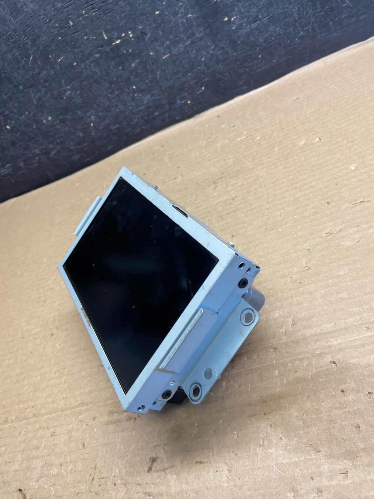 2011 to 2014 Ford Explorer Radio Information Display Screen AH1518 DG3