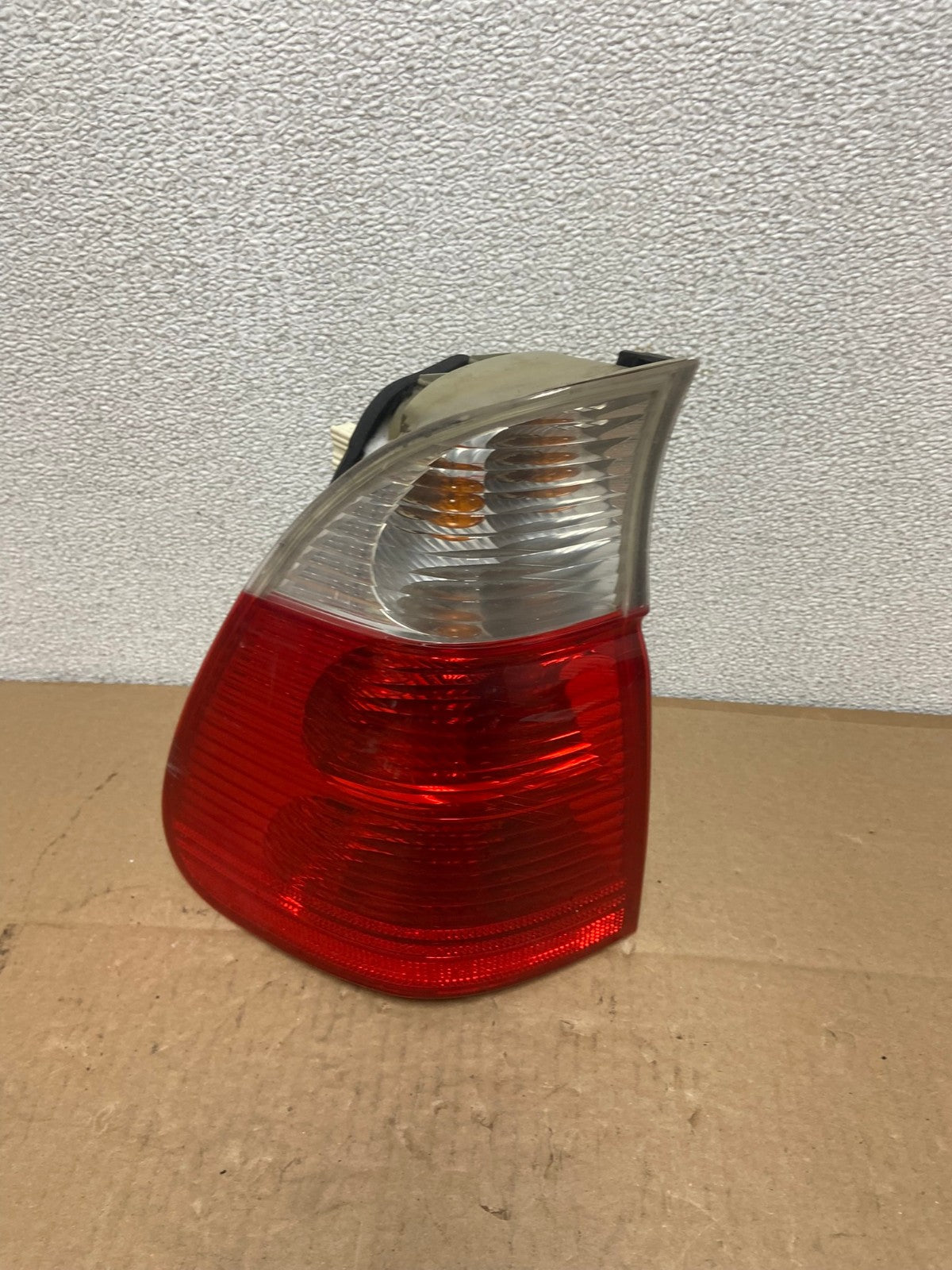 2004 2005 2006 BMW E53 X5 Left Driver Lh Side Tail Light Oem AB6195 LK0