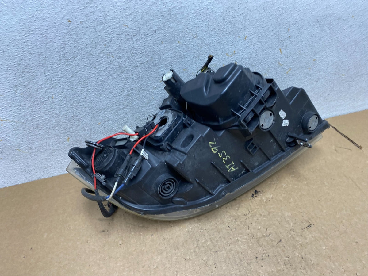 2009-2011 Bmw 3 Series 328i 4/D Sedan Left Driver Headlight Halogen AI3592 DW10