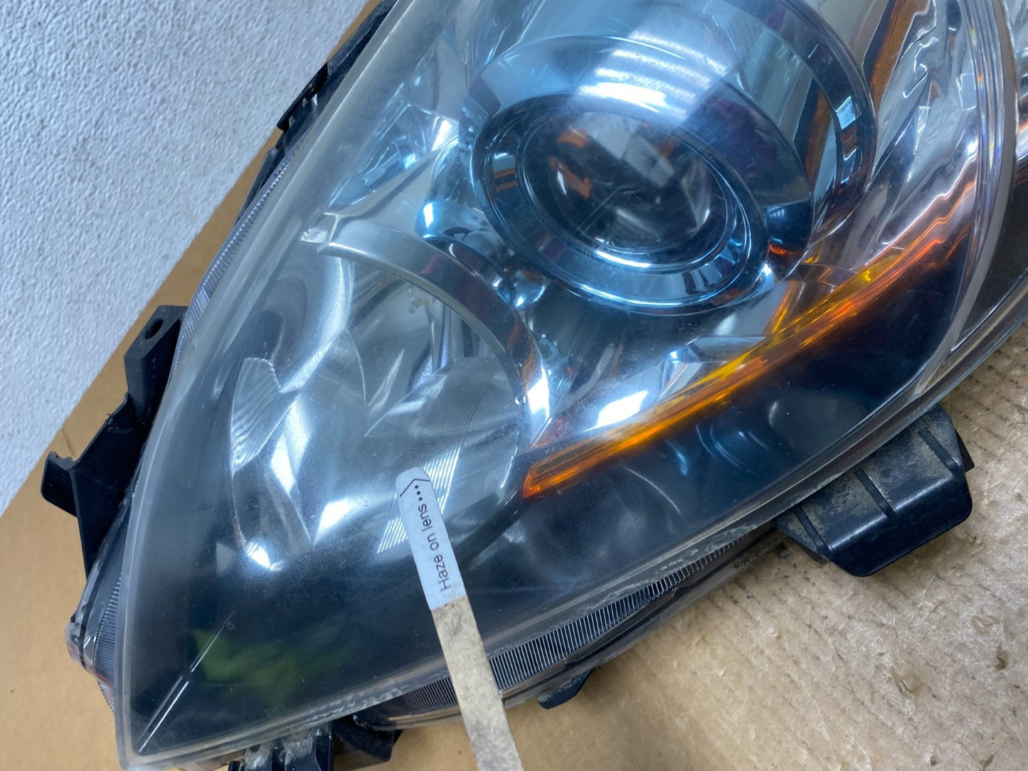 2010 - 2013 Mazda 3 Halogen Left Driver Halogen Headlight AE0375 DW4