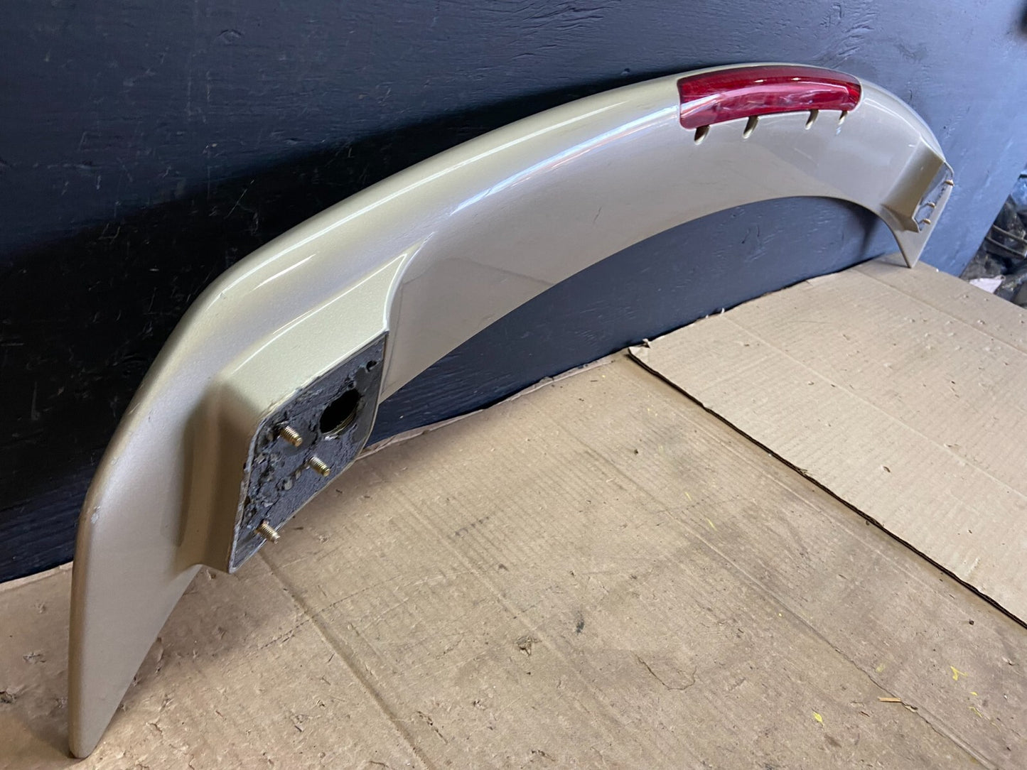 2006 2007 2008 Kia Optima Rear Spoiler Wing Brake Light E3380 DG17