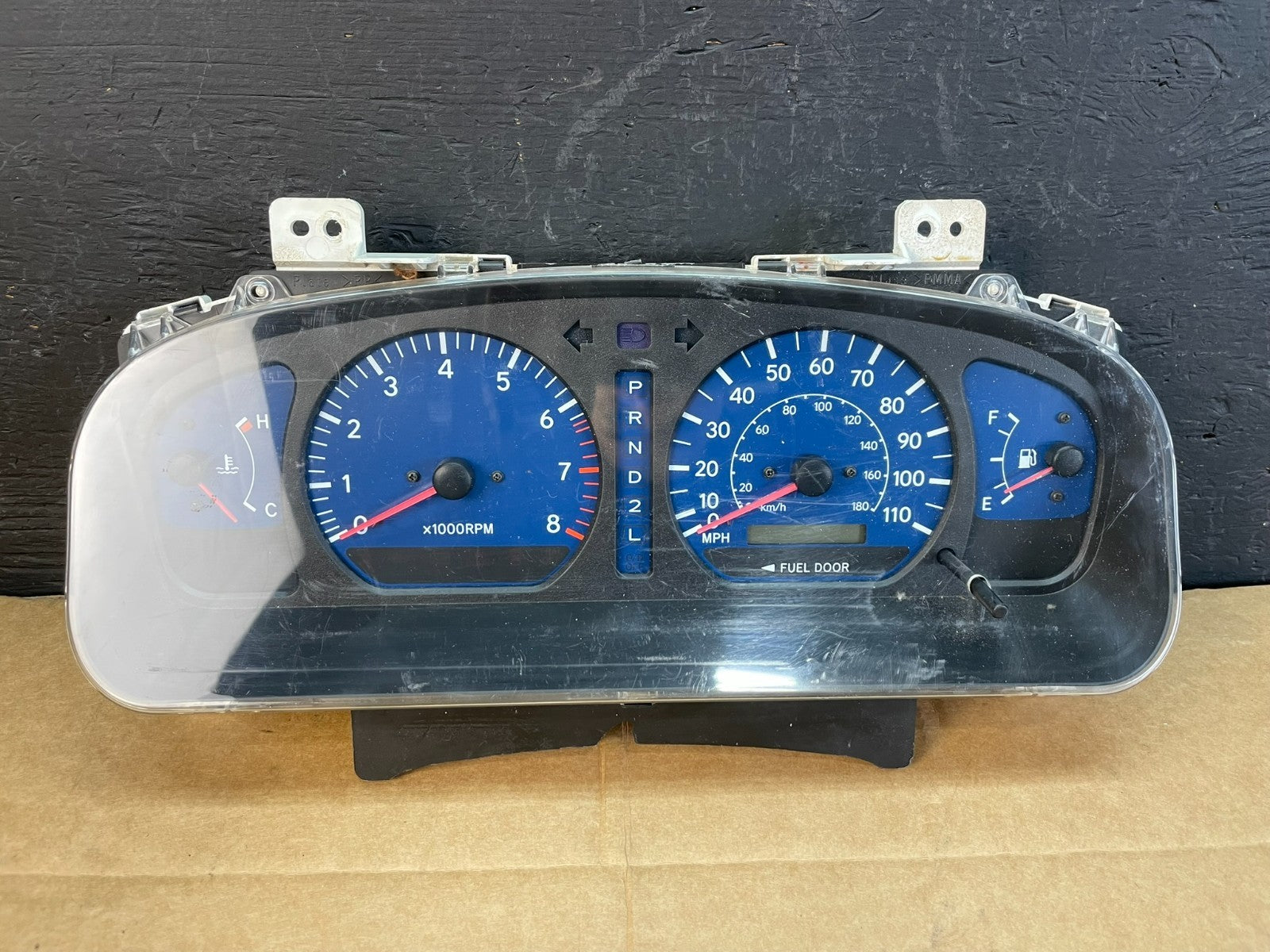 2001 2003 Toyota Sienna Speedometer Cluster Gauge AC4956 DG0