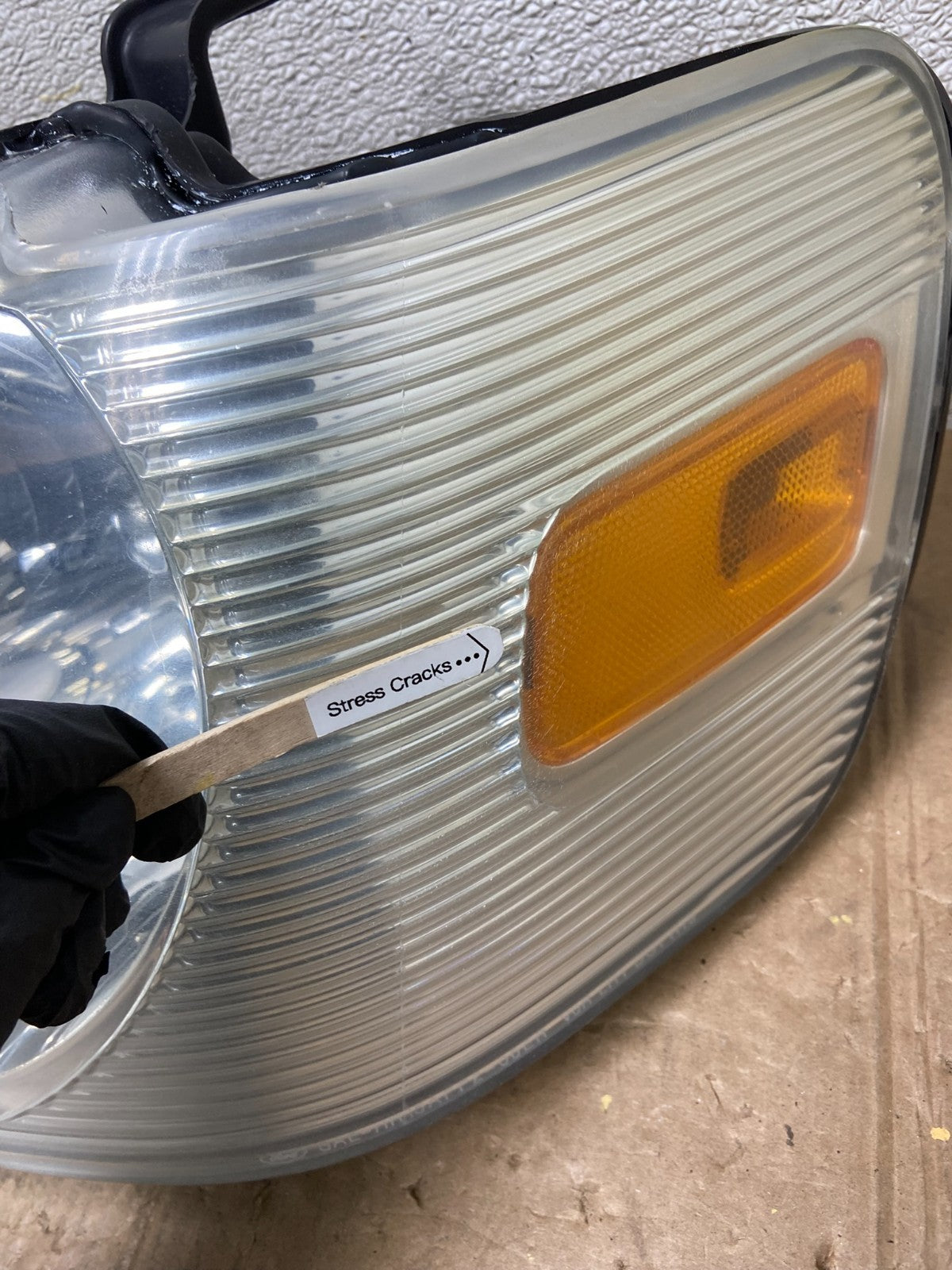 2006 2007 2008 2009 2010 Ford Explorer Left Driver LH Side Headlight AA43283