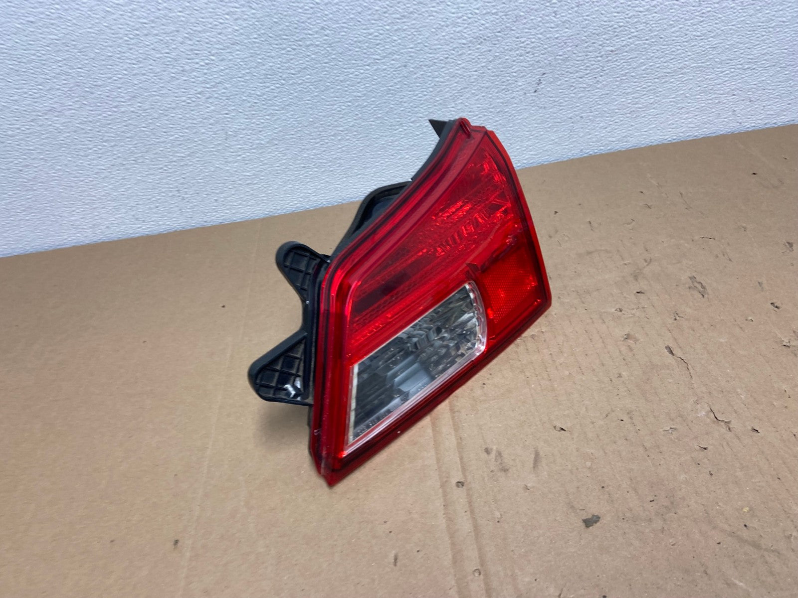 2010 - 2014 Subaru Outback Right Passenger RH Inner Tail Light OEM AB6830 LK2