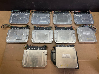 Mix of 10 Mercedes ECM Engine Computer Module AB75710