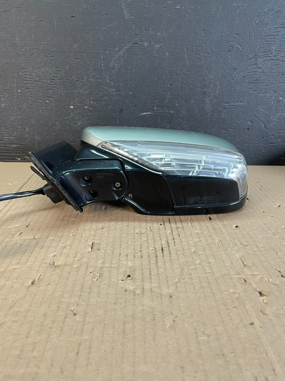 2006 to 2007 Subaru B9 Tribeca Left Driver LH Side Door Turn Sgn Mirror AD86693