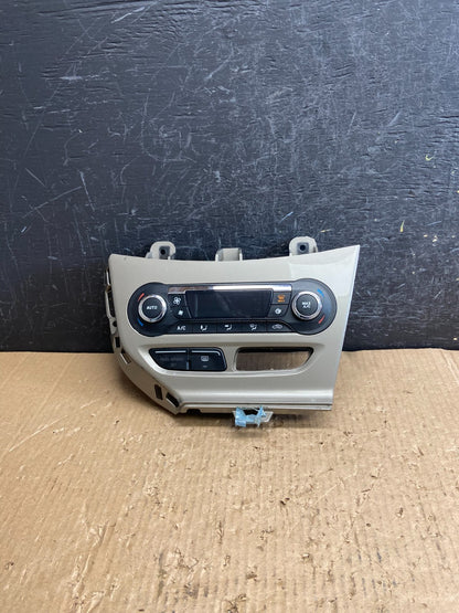 2012 2013 2014 Ford Focus Ac Heater Climate Control Temperature AF1500 DG0