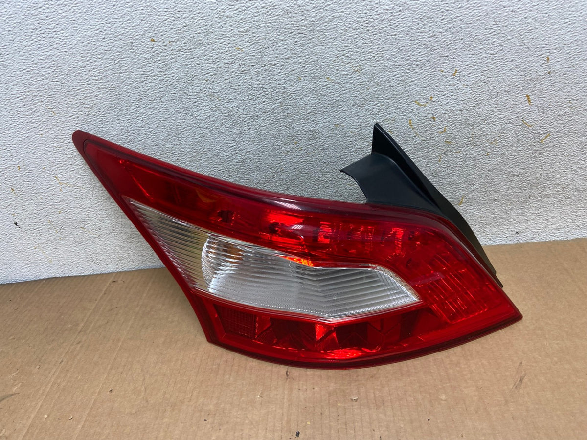 2009 2010 2011 Nissan Maxima Left Driver Lh Side Tail light DEPO AI8421 LK0