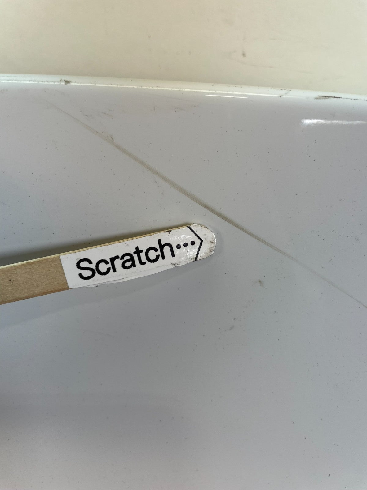 2014 - 2019 Jeep Grand Cherokee Liftgate Back Door Spoiler & Light AH6407 DG3