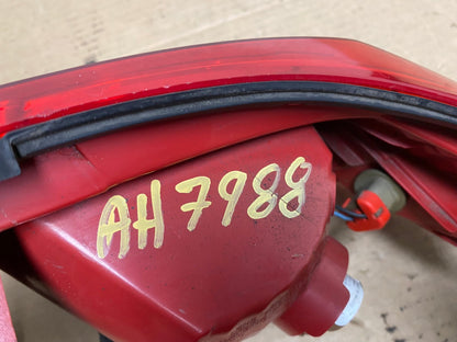 2009 2010 2011 2012 Chevrolet Traverse Left Driver LH Tail Light AH7988 LK7