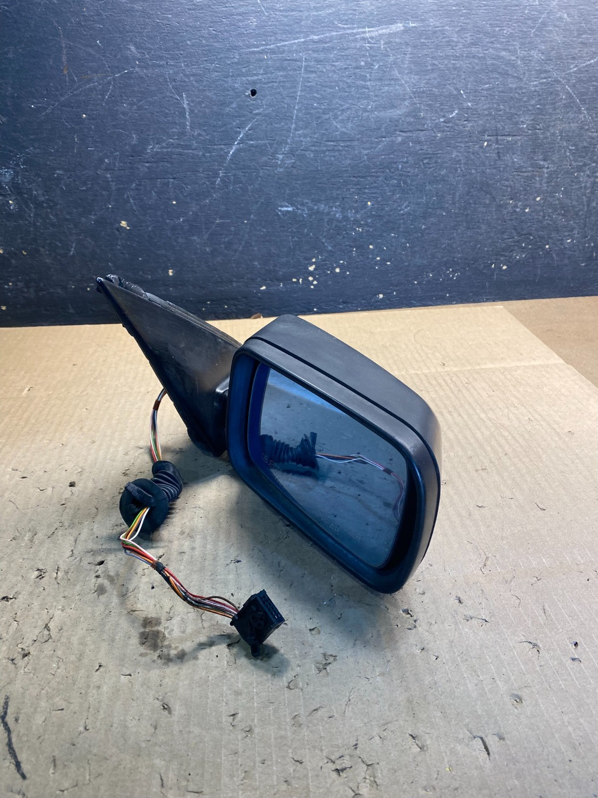 1998 to 2003 BMW 528i 530i E39 Right Passenger RH Side Door View Mirror z5344 DG11