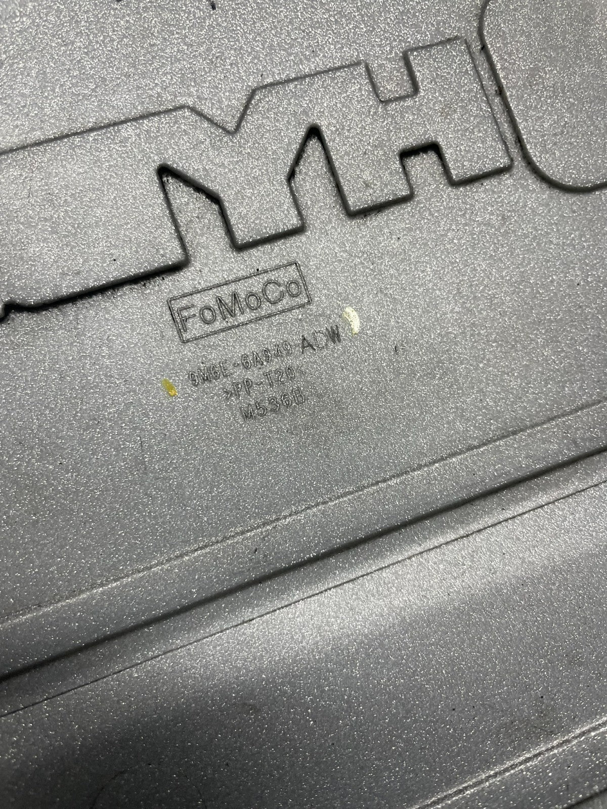 2009 to 2012 Ford Escape Engine Cover 9m6e-6a949-adw M6177 PS8