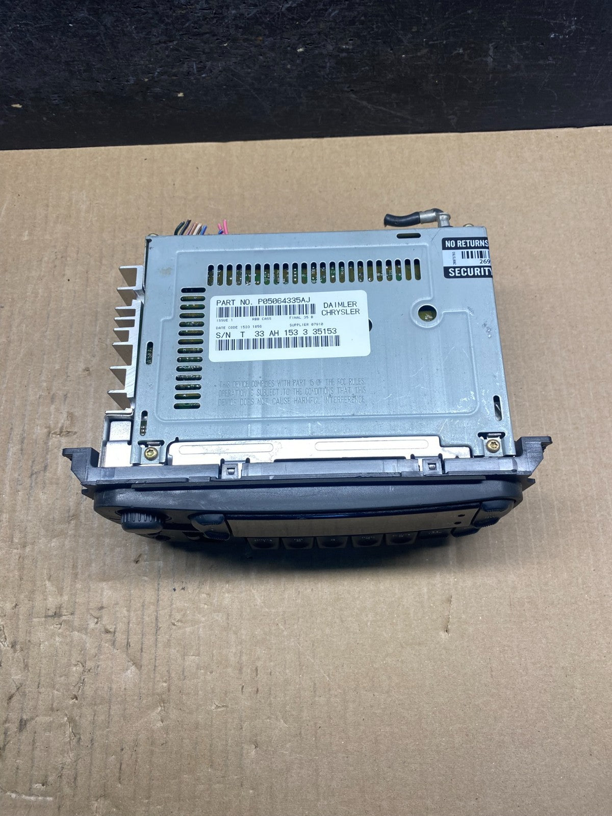 2002 - 2006 Chrysler Dodge Jeep Ram Radio CD Player AM/FM Receiver ag3845 DG3