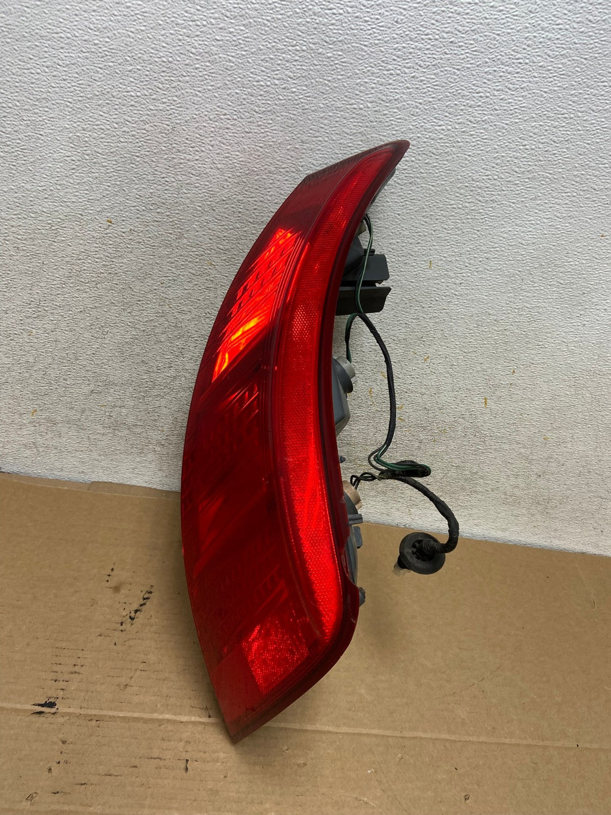 2003 2004 2005 Nissan Murano Right Passenger Rh Side Tail Light AH7775 LK2