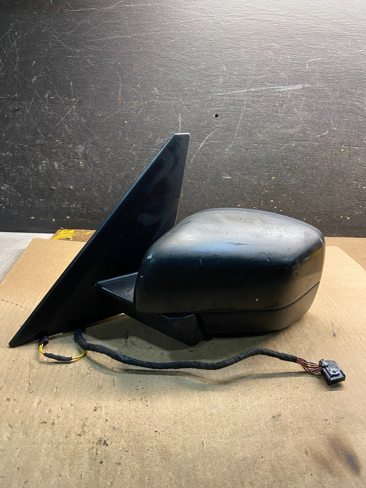 2005 to 2009 Land Rover Range Rover Left Driver View Door Mirror OEM Z5518 MS0