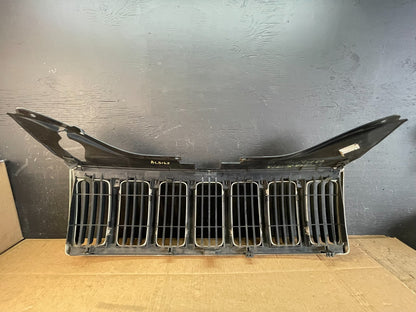 2008 2009 2010 Jeep Grand Cherokee Front Upper Grill Grille AC5162 DG5