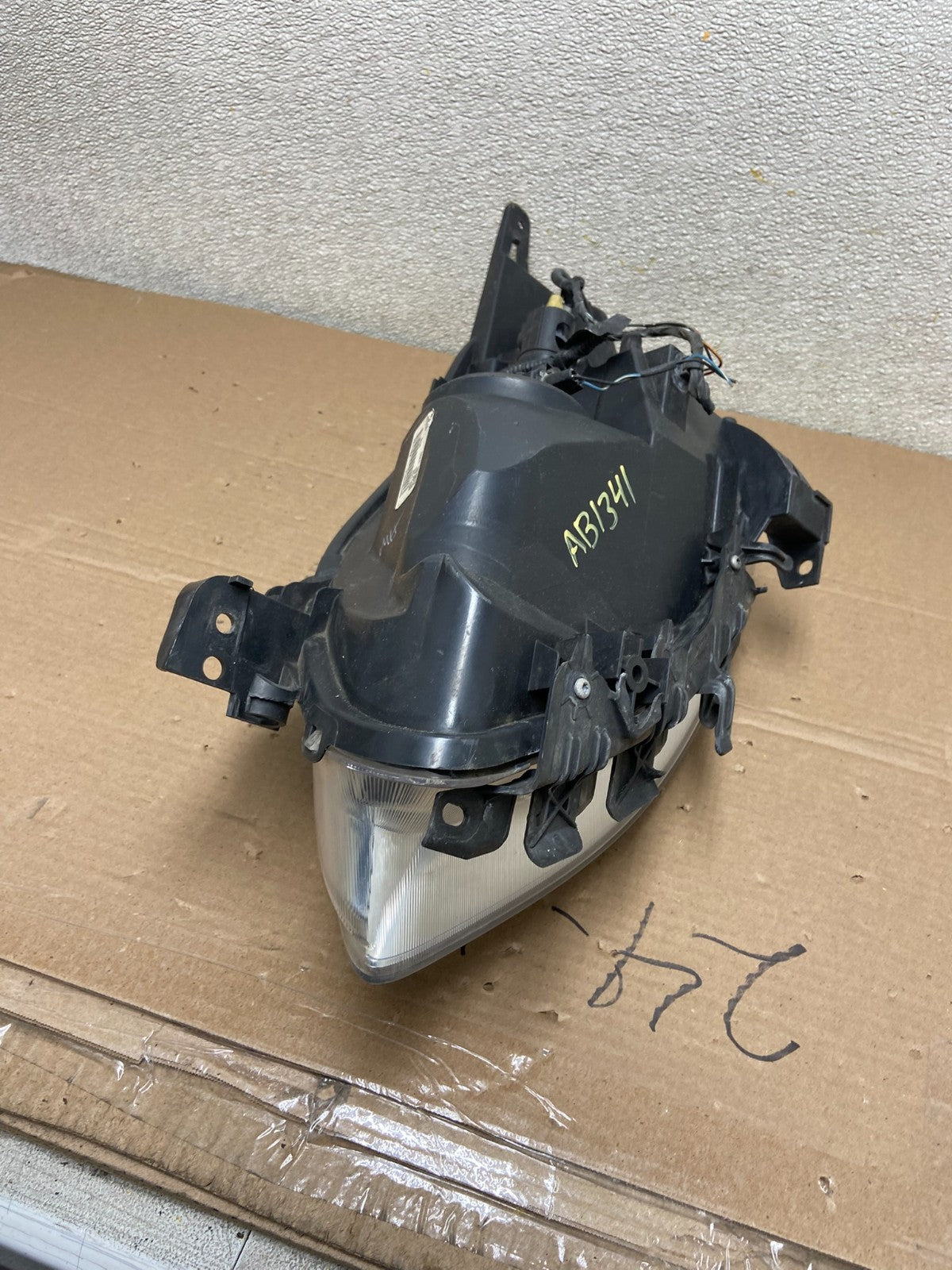 Sedan 2010 2011 2012 Nissan Altima Headlight Right Passenger Rh OEM AB1341 DW8